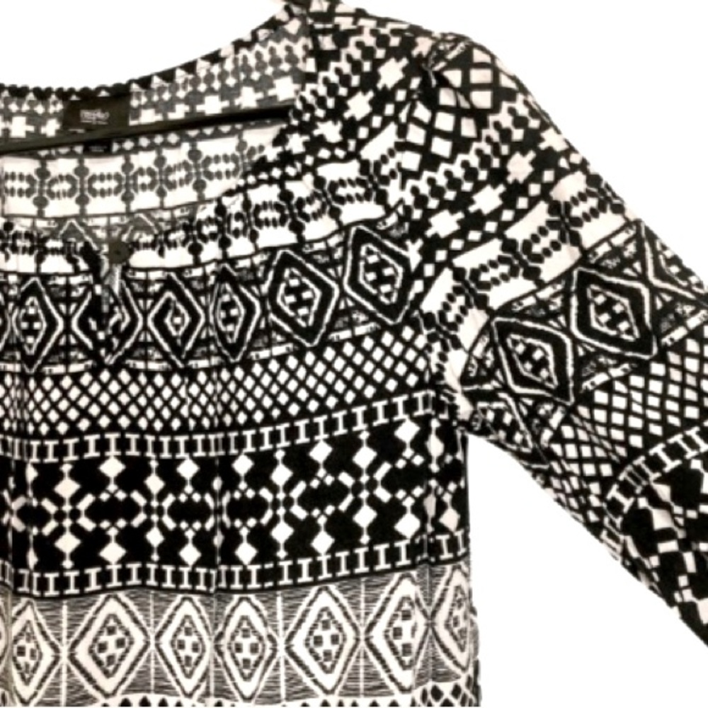 Mossimo Black & White Aztec Pattern Long Sleeve Boat Neck Dress - Size M - Picture 4 of 9